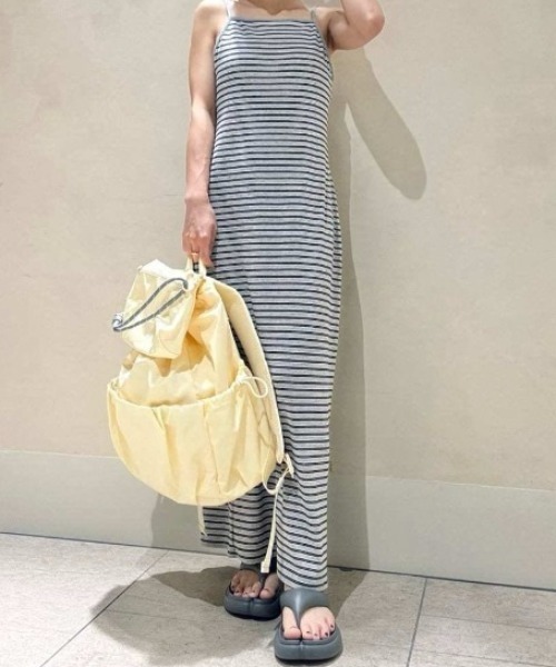 PAES(ペイズ)の「【emmi×PAES】New Flipflop(サンダル・レディース・ダークグレー・24/23/25)」の16枚目の写真