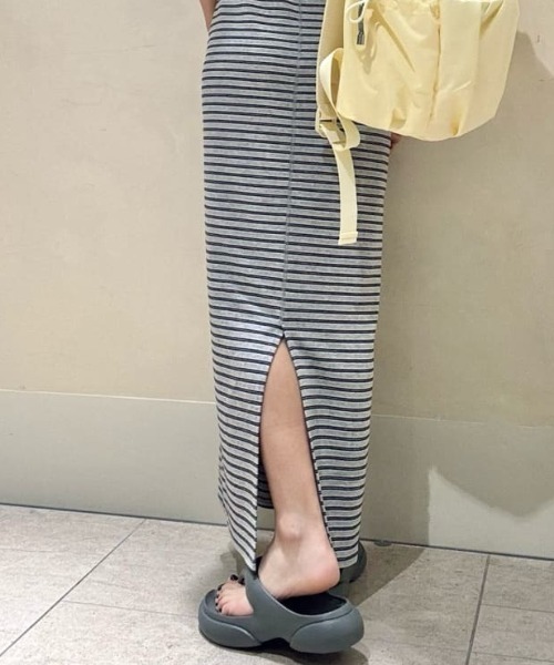 PAES(ペイズ)の「【emmi×PAES】New Flipflop(サンダル・レディース・ダークグレー・24/23/25)」の18枚目の写真