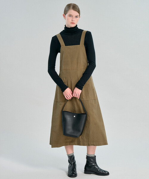 ORCIVAL(オーシバル)の「ORCIVAL | ダブルフェイスレザー ハンドバッグ UNISEX(ハンドバッグ・レディース・ブラック/ブラウン系その他2・-)」の6枚目の写真