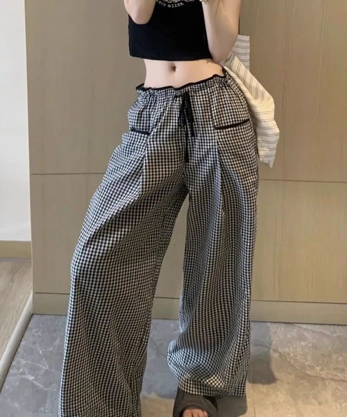 AsheKsha(アシクシャ)の「黒と白のチェック柄ワイドレッグカジュアルパンツ(その他パンツ・レディース・ブラック×ホワイト・L/M)」の14枚目の写真