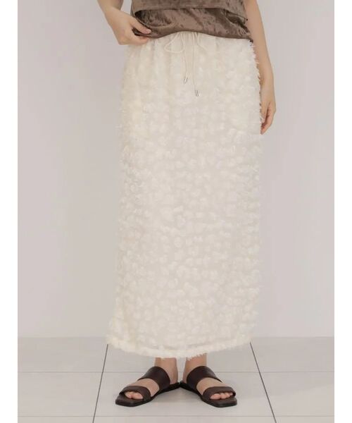 FIKA.(フィーカ)の「Jacquard tight skirt(スカート・レディース・オフホワイト/ブラウン・MEDIUM)」の1枚目の写真