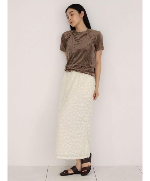 FIKA.(フィーカ)の「Jacquard tight skirt(スカート・レディース・オフホワイト/ブラウン・MEDIUM)」の9枚目の写真
