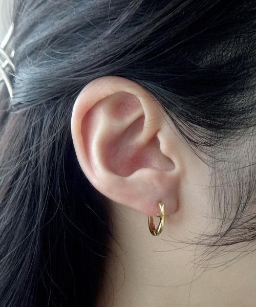 4quince（フォークインス）の「【金属アレルギー対応】スパークフープピアス（ピアス（両耳用）・レディース・ゴールド/シルバー・FREE）」の4枚目の写真