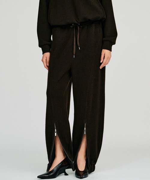 PRANK PROJECT(プランクプロジェクト)の「【2026Autumn Pre-Order】ジップヘムジョガーパンツ / Zip Hem Jogger Pants(その他パンツ・レディース・ブラウン/グレー/ホワイト・38/36)」の17枚目の写真