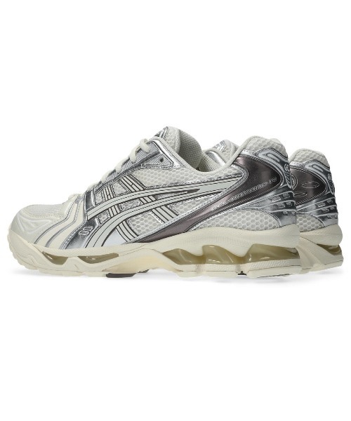 ASICS(アシックス)の「ASICS GEL-KAYANO 14(アシックス ゲルカヤノ 14)(スニーカー・メンズ・シルバー系/ブラック系・28cm/28.5cm/29cm/25cm/25.5cm/26cm/26.5cm/27cm/27.5cm/23cm/23.5cm/24cm/24.5cm)」の10枚目の写真