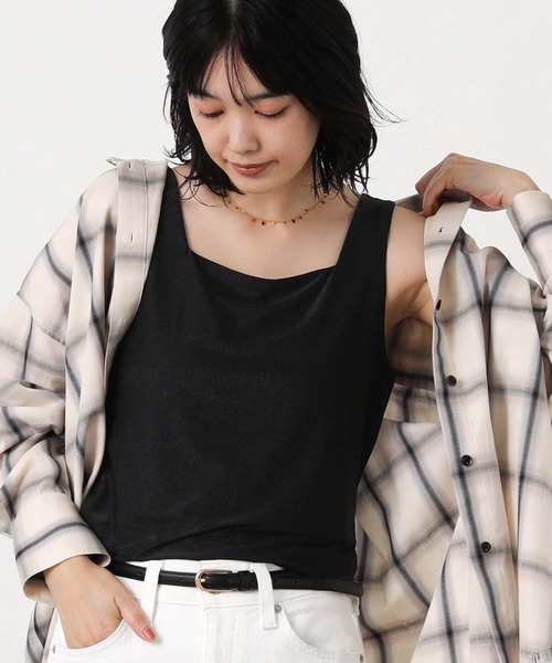 Gready Brilliant（グレディブリリアン）の「前後２ｗａｙ箔×サテンタンク（タンクトップ・レディース・ブラック/ベージュ・38）」の2枚目の写真
