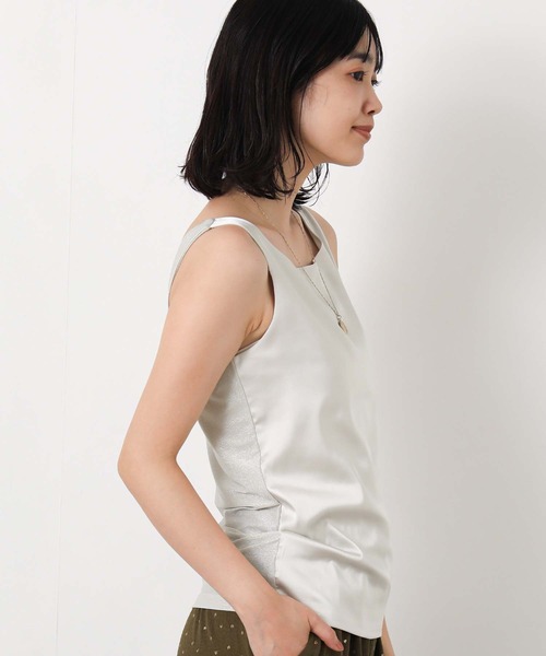 Gready Brilliant（グレディブリリアン）の「前後２ｗａｙ箔×サテンタンク（タンクトップ・レディース・ブラック/ベージュ・38）」の14枚目の写真