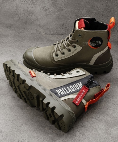 PALLADIUM（パラディウム）の「PAMPA HI DARE ZIP パンパ ハイ デア ジップ スニーカー（スニーカー・メンズ・ベージュ/ブラック/オフホワイト/カーキ・22.5cm/23.5cm/23cm/24.5cm/24cm/25.5cm/25cm/26.5cm/26cm/27.5cm/27cm/28cm/29cm）」の4枚目の写真