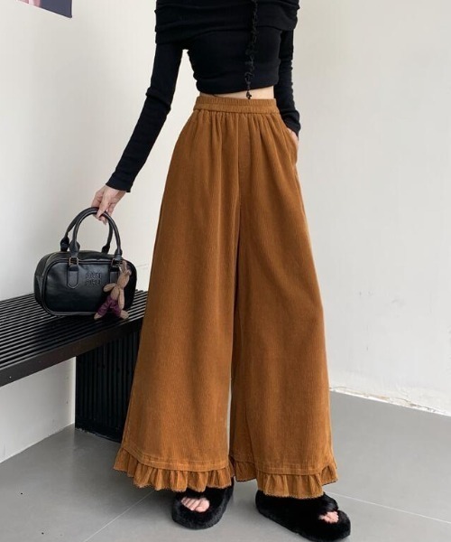 semplice(センプリチェ)の「秋冬 ゆったりフリルヘムコーデュロイワイドパンツ(その他パンツ・レディース・ベージュ/ブラウン/カーキ/ピンク/ブルー/グリーン/ボルドー/キャメル・F)」の19枚目の写真