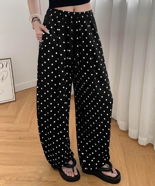 Feliz(フェリス)の「ドットルーズカーブパンツ(その他パンツ・レディース・ブラック/ホワイト・FREE)」の1枚目の写真