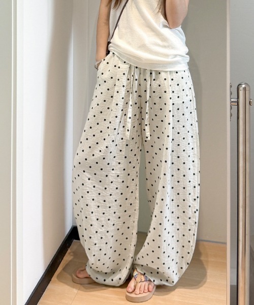 Feliz(フェリス)の「ドットルーズカーブパンツ(その他パンツ・レディース・ブラック/ホワイト・FREE)」の8枚目の写真
