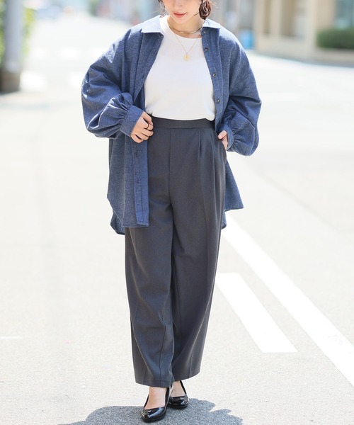 A HAPPY MARILYN(アハッピーマリリン)の「【選べる3サイズ/9カラー】フランネルチェック ボリューム袖シャツ【大きいサイズ対応】(シャツ/ブラウス・レディース・ダークブルー/アイボリー系/ブラック/ネイビー×ホワイト/ブラック×ホワイト/グリーン系/グレイッシュベージュ/グレー系/ネイビー・M1/M2/M3)」の15枚目の写真