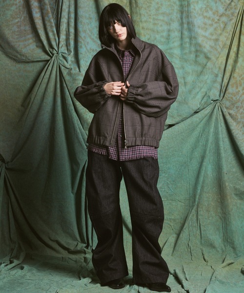 MAISON SPECIAL(メゾンスペシャル)の「《UNISEX》【イタリアンデッドストックファブリック】プライムオーバーカーブ切り替えスタンドブルゾン/【Italian Dead Stock Fabric】Prime-Over Curved Switching Stand Collar Blouson【MAISON SPECIAL/メゾンスペシャル】(ブルゾン・メンズ・グレイッシュベージュ/ネイビー/グレー/ブラック/ブラウン・1/0/2)」の7枚目の写真
