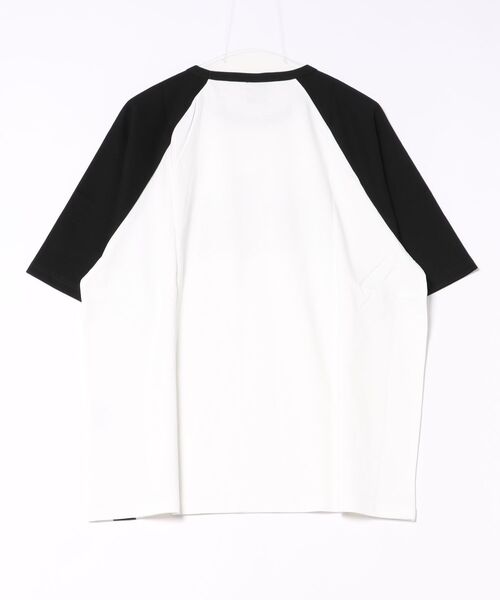 brknhome（ブロークンホーム）の「【brknhome/ブロークンホーム】【1枚でもレイヤードでも着回せる】ラグランTシャツ 半袖 ラグランスリーブ モノトーン グラフィティプリント カジュアル ユニセックス（Tシャツ/カットソー・メンズ・ホワイト/ブラック・MEDIUM/LARGE）」の3枚目の写真