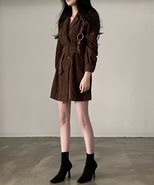 YUGA(ユーガ)の「YUGA_YGMC Korean-style Corduroy dress with a belt(ワンピース・レディース・ブラック/ブラウン・FREE)」の12枚目の写真