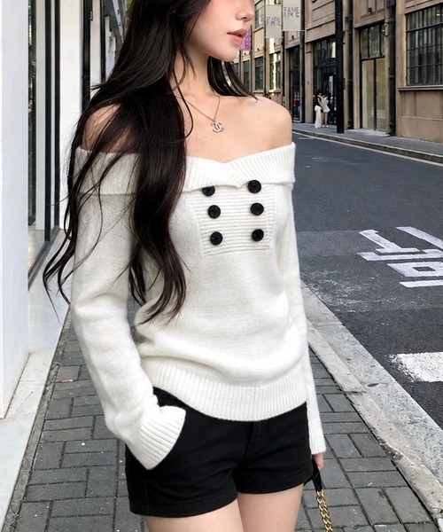 SHEENA(シーナ)の「ダブルボタンオフショルニットトップス(ニット/セーター・レディース・ホワイト/ブラック・M)」の15枚目の写真
