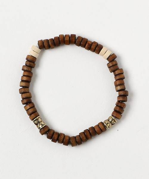 WEGO（ウィゴー）の「WEGO/ウッドゴムブレスレット（ブレスレット・メンズ・サックスブルー/イエロー系その他/ブラウン・FREE）」の2枚目の写真