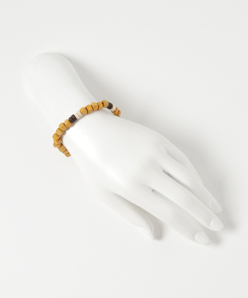 WEGO（ウィゴー）の「WEGO/ウッドゴムブレスレット（ブレスレット・メンズ・サックスブルー/イエロー系その他/ブラウン・FREE）」の5枚目の写真