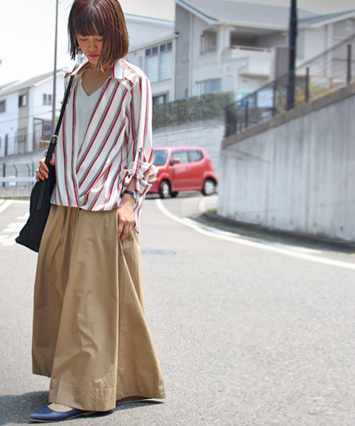 antiqua(アンティカ)の「綿ワイドパンツ(その他パンツ・レディース・ベージュ/ブラック・FREE)」の5枚目の写真