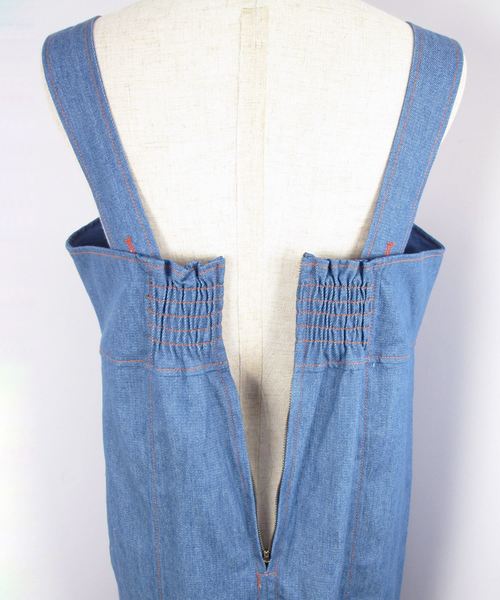 BLUEEAST（ブルーイースト）の「デニムIラインジャンパースカート（ジャンパースカート・レディース・ブルー/ネイビー・MEDIUM）」の20枚目の写真