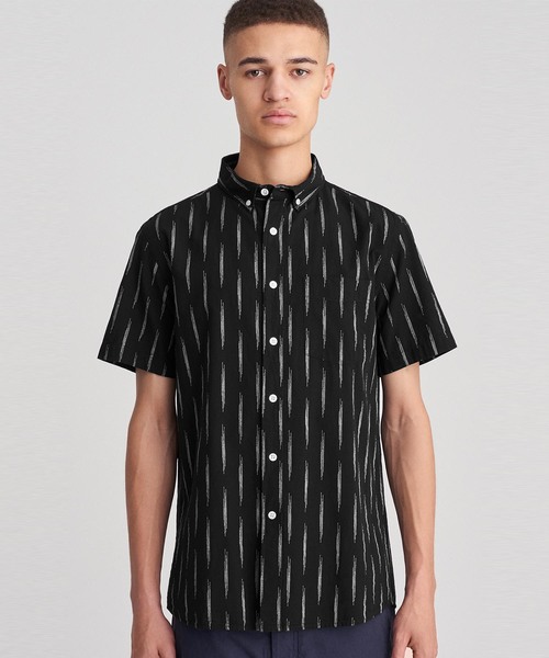 Saturdays NYC（サタデーズ ニューヨークシティ ）の「Esquina Eclat Button Down Shirt（シャツ/ブラウス・メンズ・ブラック/ネイビー・X-SMALL/S/M/L）」の2枚目の写真