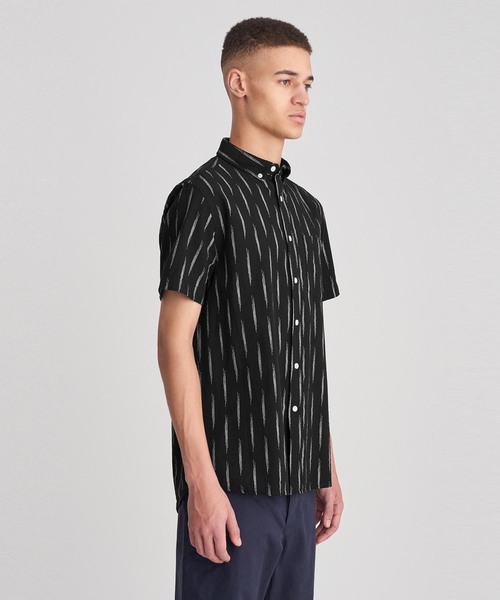 Saturdays NYC（サタデーズ ニューヨークシティ ）の「Esquina Eclat Button Down Shirt（シャツ/ブラウス・メンズ・ブラック/ネイビー・X-SMALL/S/M/L）」の9枚目の写真
