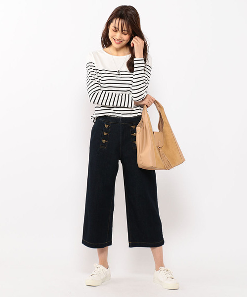 Petit Honfleur（プチオンフルール）の「デニムボタン使いパンツ（デニムパンツ・レディース・ネイビー/ブルー・70/61/64/67）」の14枚目の写真