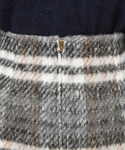 DouDou（ドゥドゥ）の「シャギーチェックスカート（スカート・レディース・ブラウン/ブルー・38/36）」の9枚目の写真