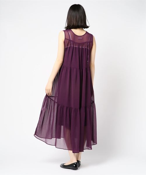 archives(アルシーヴ)の「楊柳シフォンティアードマキシワンピース(ワンピース・レディース・ブラック/パープル/モカ・MEDIUM)」の4枚目の写真