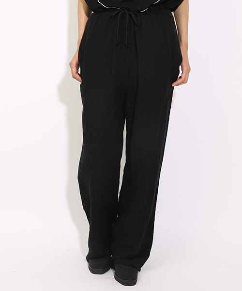 i（アイ）の「Wガーゼイージーパンツ（その他パンツ・レディース・ブラック/ホワイト・ﾌﾘ-）」の6枚目の写真