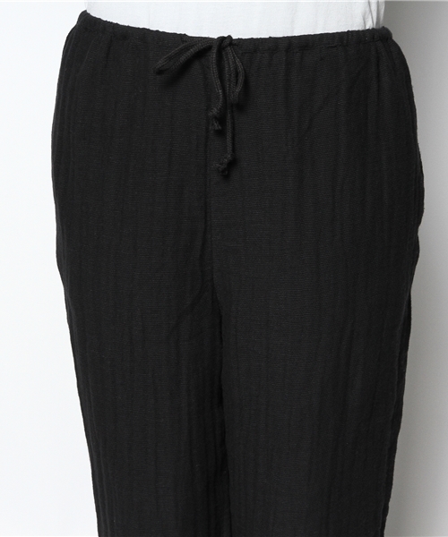 i（アイ）の「Wガーゼイージーパンツ（その他パンツ・レディース・ブラック/ホワイト・ﾌﾘ-）」の3枚目の写真