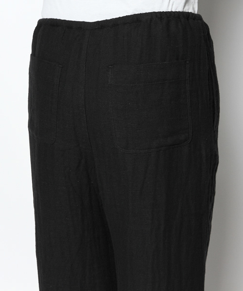 i（アイ）の「Wガーゼイージーパンツ（その他パンツ・レディース・ブラック/ホワイト・ﾌﾘ-）」の4枚目の写真