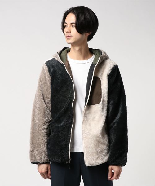 CORISCO(コリスコ)の「CORISCO ファー×ポリシレーリバーシブルパーカ(M1)(マウンテンパーカー・メンズ・ホワイト/ブラック/ベージュ/その他1・X-LARGE/MEDIUM/LARGE)」の4枚目の写真