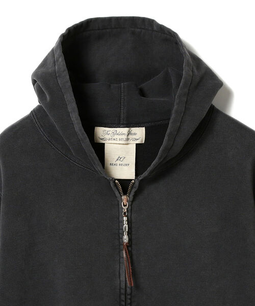 Ray BEAMS(レイビームス)の「REMI RELIEF / 裏毛 ジップ パーカー(パーカー・レディース・ブラック/レッド/イエロー/グレー・ONE SIZE)」の13枚目の写真