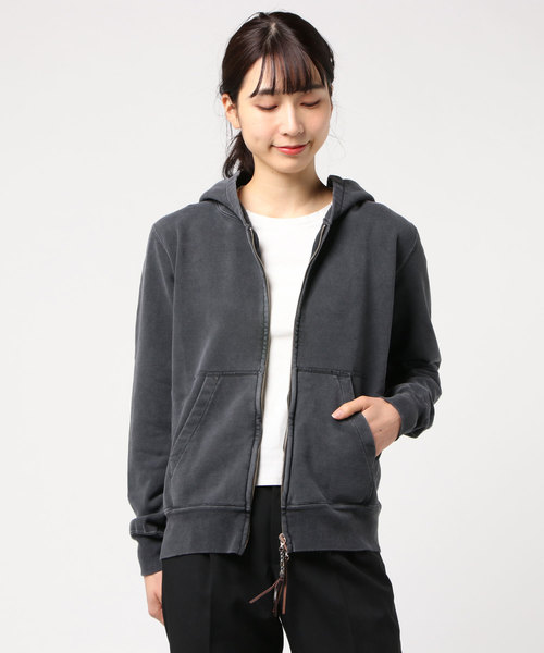 Ray BEAMS(レイビームス)の「REMI RELIEF / 裏毛 ジップ パーカー(パーカー・レディース・ブラック/レッド/イエロー/グレー・ONE SIZE)」の5枚目の写真