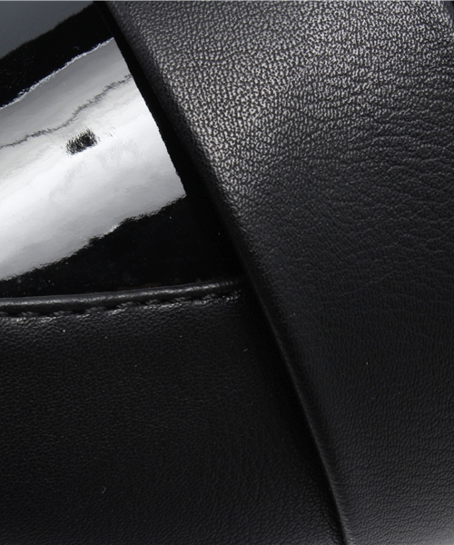 LOWRYS FARM(ローリーズファーム)の「AWエナメルローファー 551403(パンプス・レディース・オフホワイト/ブラック/レオパード・LARGE/MEDIUM)」の10枚目の写真