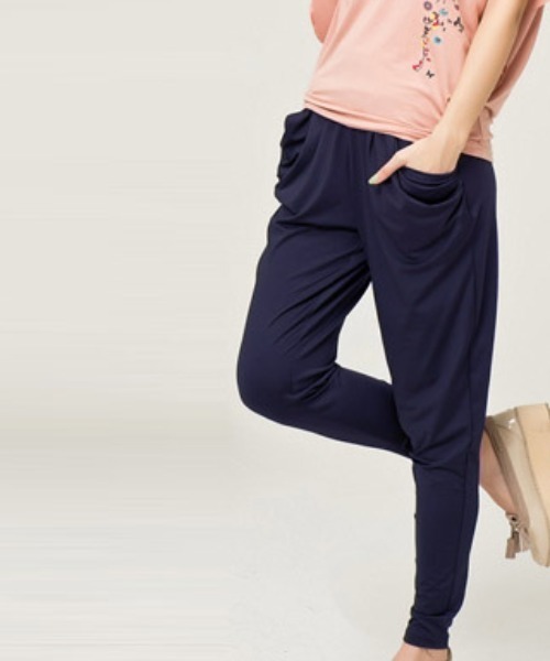 Coo+i（クーイ）の「サルエルパンツ（スウェットパンツ・レディース・ネイビー/ブラック/グレー/チャコールグレー/ブルー/ピンク/ピンク系その他/オレンジ/カーキ/キャメル・L/M/XL）」の5枚目の写真