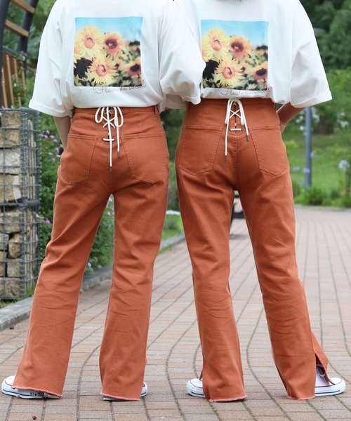 PairPair（ペアペア）の「バックレースアップフレアパンツ（その他パンツ・レディース・オレンジ/アイボリー・SMALL/MEDIUM）」の2枚目の写真