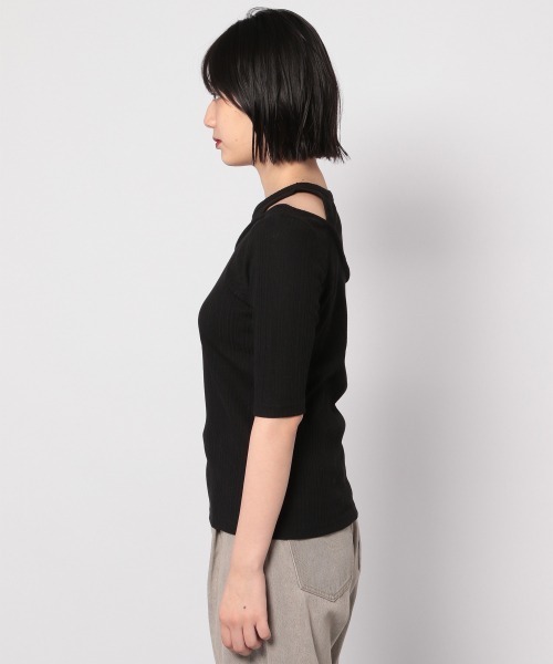 PAGEBOY（ページボーイ）の「ショルダースリットショートスリーブプルオーバー（Tシャツ/カットソー・レディース・ブラック/オフホワイト/モカ・FREE）」の5枚目の写真