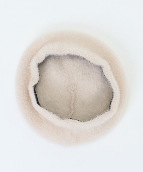 ikka（イッカ）の「【キッズ】フェイクファーサーモベレー（ハンチング/ベレー帽・キッズ・オフホワイト/ネイビー・FREE）」の8枚目の写真