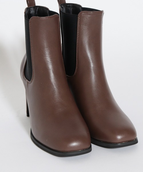 archives(アルシーヴ)の「サイドゴアブーツ(ブーツ・レディース・ブラック/ブラウン・MEDIUM/LARGE)」の4枚目の写真