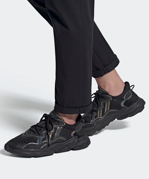 adidas（アディダス）の「オズウィーゴ [OZWEEGO] アディダスオリジナルス（スニーカー）」 WEAR