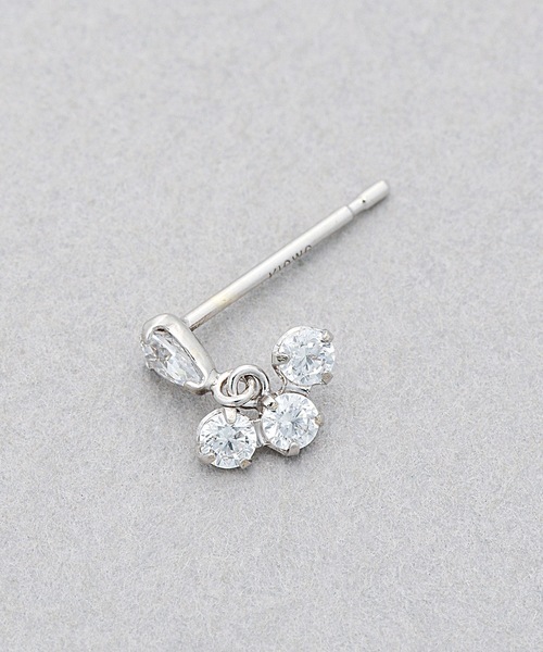 BLOOM(ブルーム)の「K10 ホワイトゴールド キュービックジルコニア ピアス BLOOM/ブルーム(ピアス(両耳用)・レディース・ホワイトゴールド・-)」の6枚目の写真