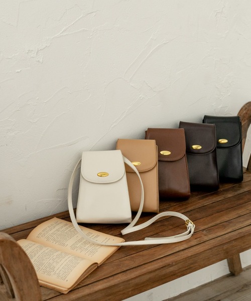 Ambre Neige（アンブルネージュ）の「ミニショルダーバック／【WEB/EC限定商品】（ショルダーバッグ・レディース・ブラック/ダークブラウン/アイボリー/ライトブラウン/ダークブラウン系1・FREE）」の4枚目の写真