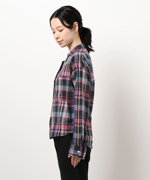 blanc basque(ブランバスク)の「BLANC basque ブランバスク マドラスチェック パールボタンシャツ(シャツ/ブラウス・レディース・ベージュ/ピンク・FREE)」の4枚目の写真