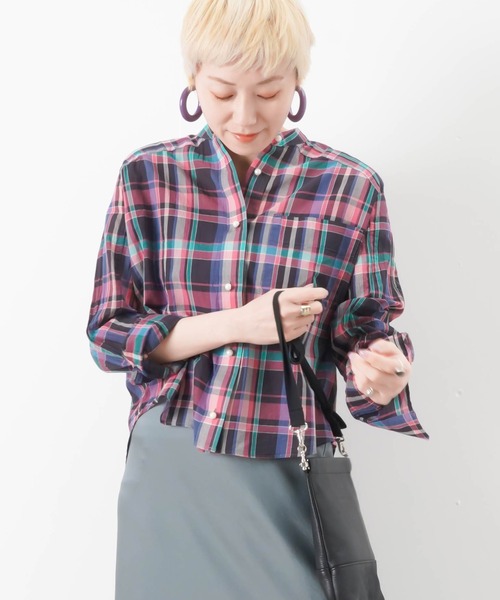 blanc basque(ブランバスク)の「BLANC basque ブランバスク マドラスチェック パールボタンシャツ(シャツ/ブラウス・レディース・ベージュ/ピンク・FREE)」の1枚目の写真