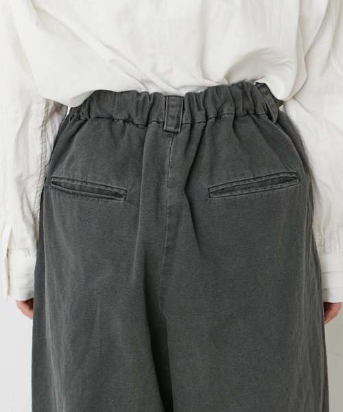 PUAL CE CIN（ピュアルセシン）の「綿麻タックパンツ（その他パンツ・レディース・オフホワイト/ナチュラル/チャコールグレー・FREE）」の21枚目の写真