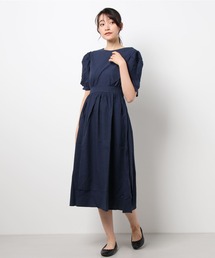 バックコンシャススリーブワンピース