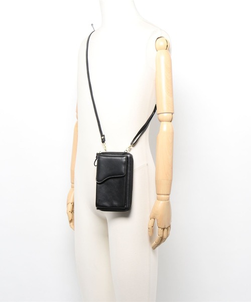 LA VORAGINE(ラ ヴォラジネ)の「ミニお財布ショルダーバッグ/スマホ入れ(ショルダーバッグ・レディース・ブラック/ピンク/ブルーグレー/ベージュ/レッド/イエロー・FREE)」の13枚目の写真