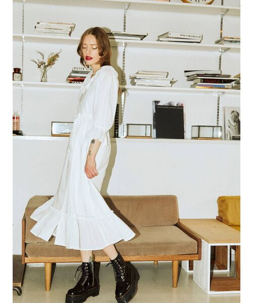 jouetie(ジュエティ)の「カットワークコットンワンピース(ワンピース・レディース・オフホワイト/ブラック/イエロー/グリーン・MEDIUM)」の11枚目の写真